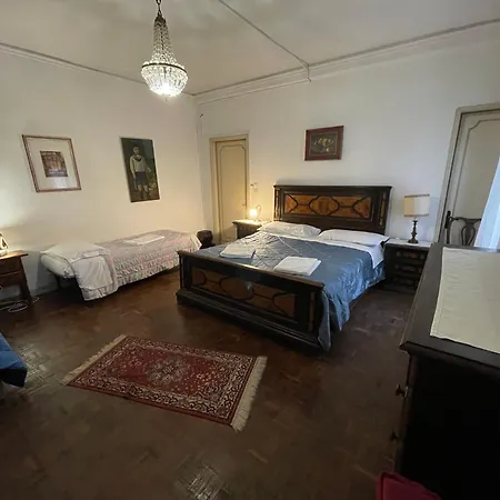 Princess Guest House Canal View-2